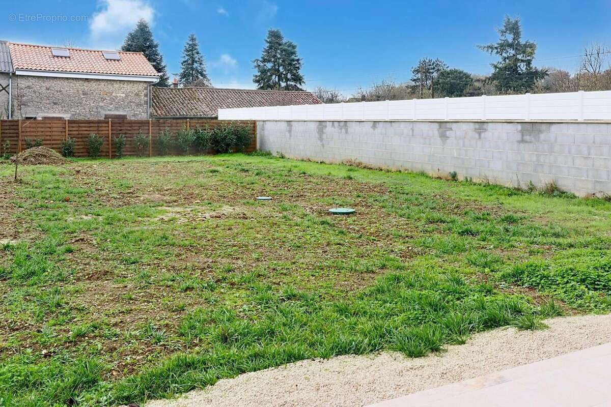 Photo 4 - Maison à SAINT-PIERRE-D&#039;EXIDEUIL