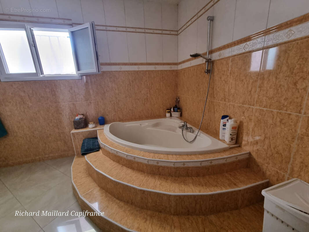 Maison 215m² + Gîte 4 épis déjà loué - Piscine - St-Porquier 82 - photo 14