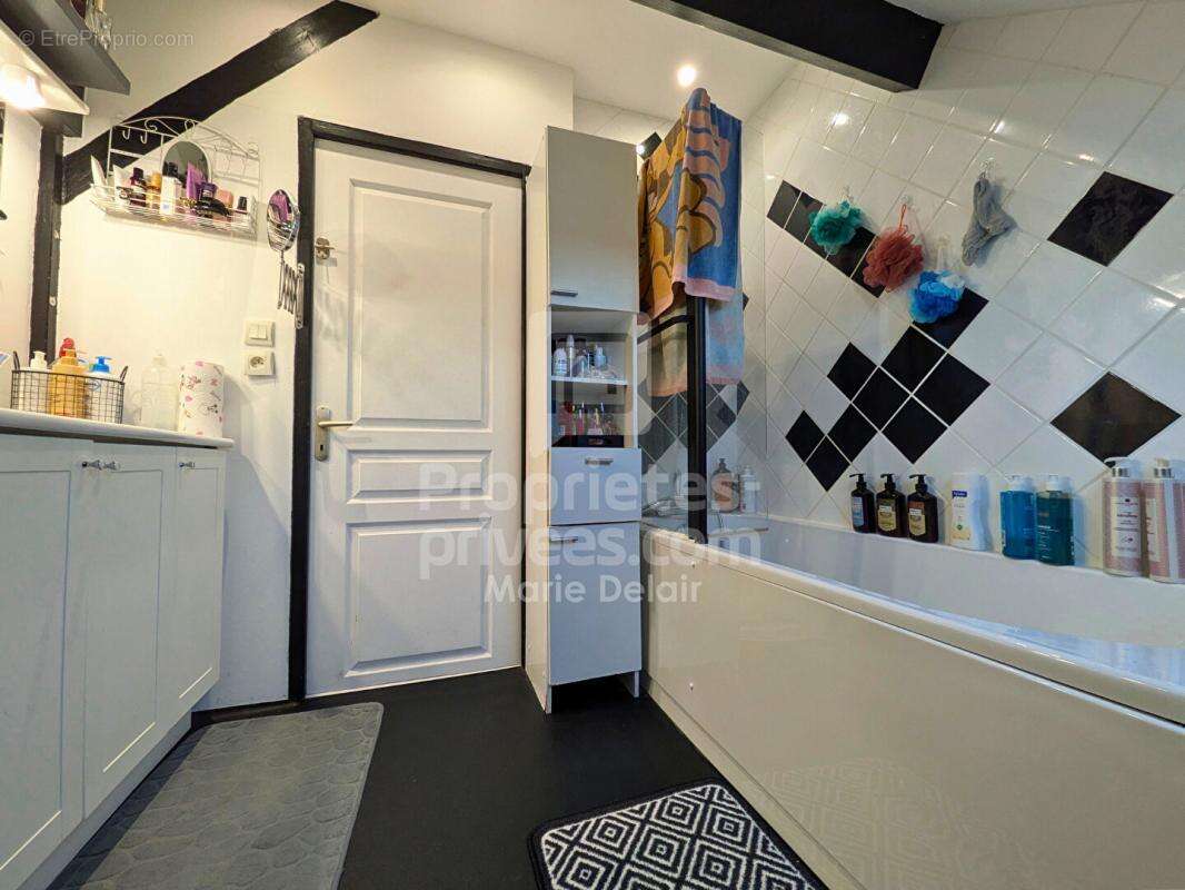 Maison à POUGUES-LES-EAUX