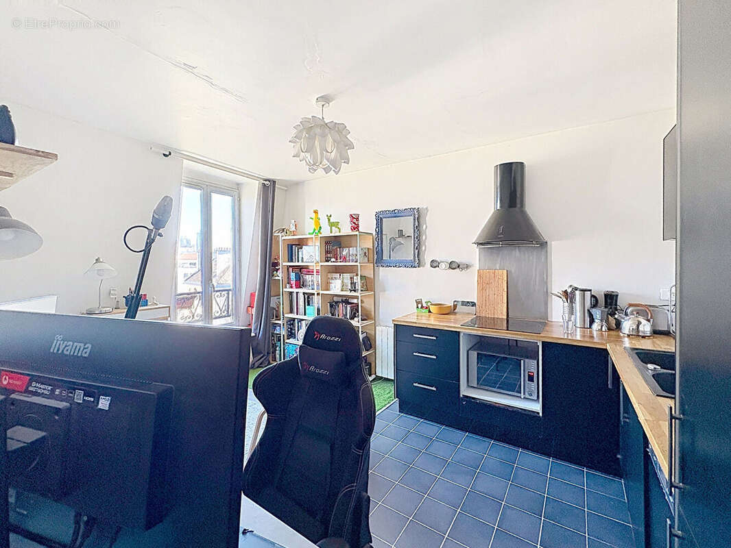 Appartement à PARIS-18E
