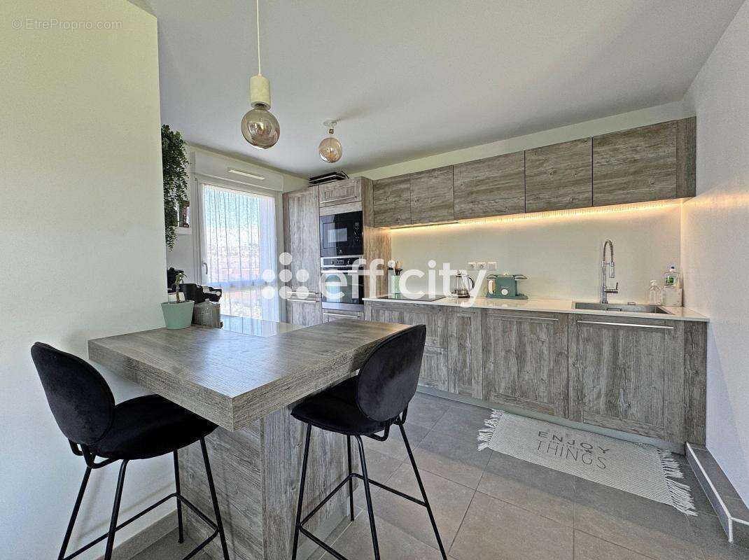 Appartement à MARSEILLE-13E