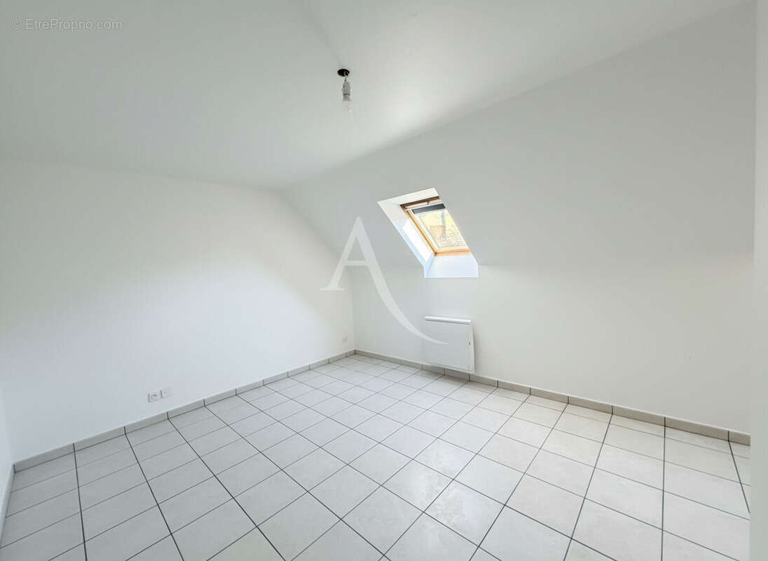Maison à MOISSY-CRAMAYEL