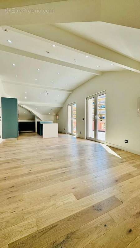 Appartement à MENTON
