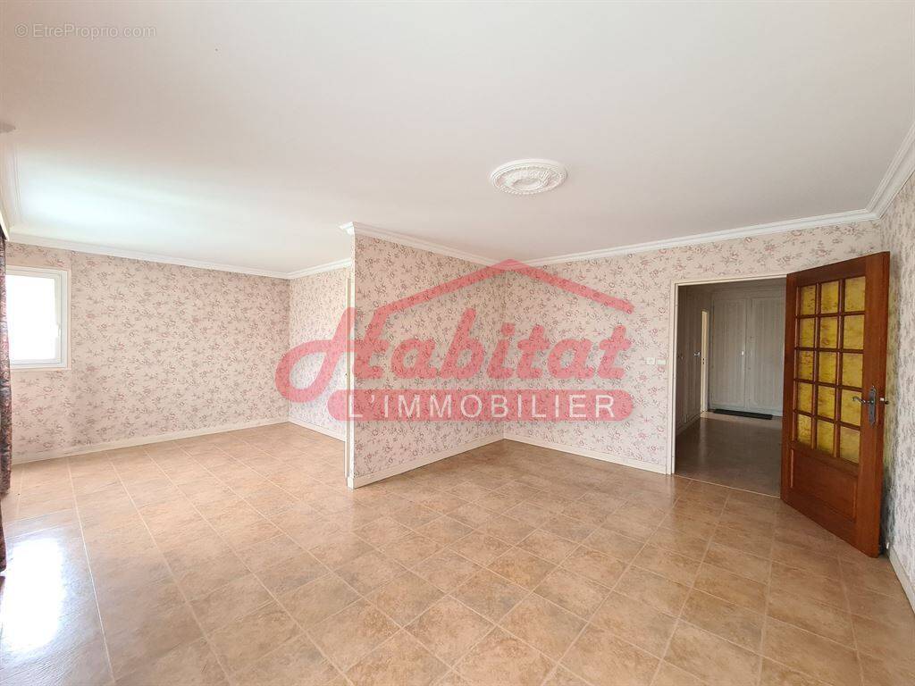 Appartement à CHELLES