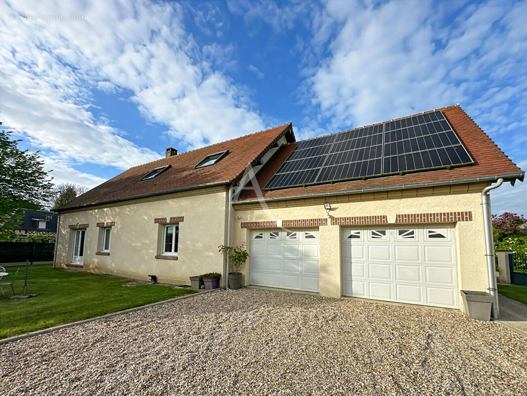 Maison à ETREPAGNY