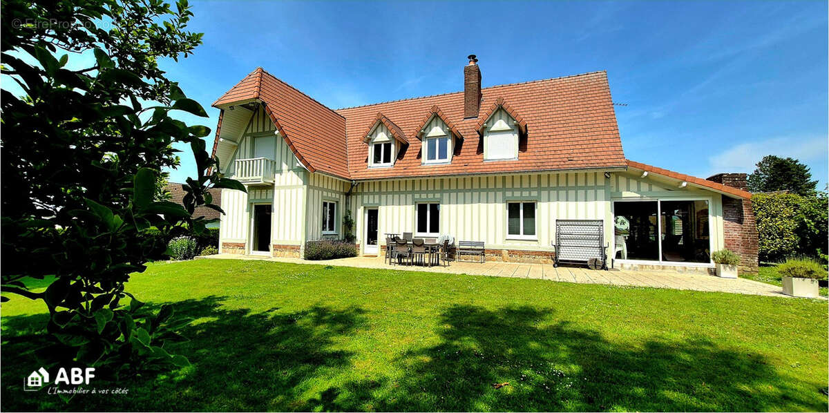 Maison à TOURVILLE-SUR-ARQUES
