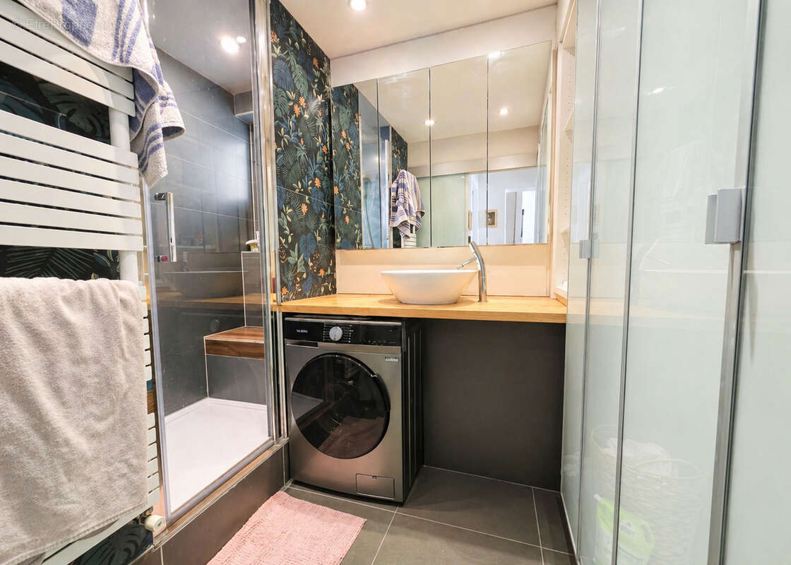 Appartement à PARIS-11E