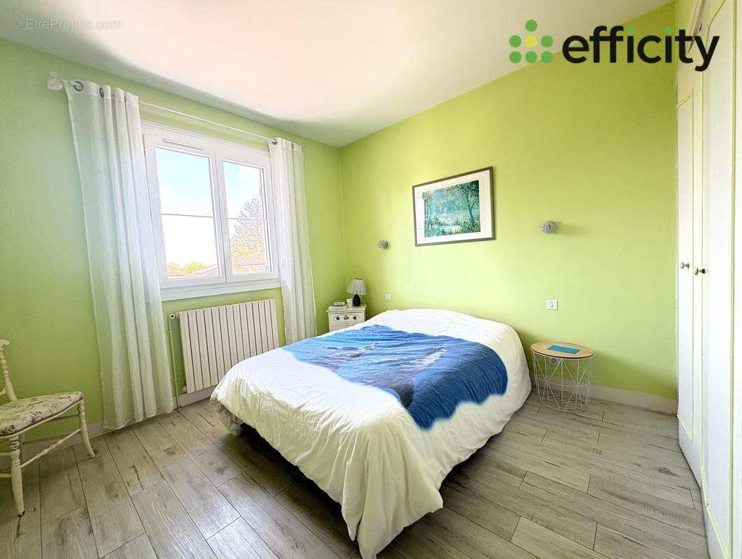 Maison 90 m² à Saint-Yrieix-Sur-Charente  - photo 11