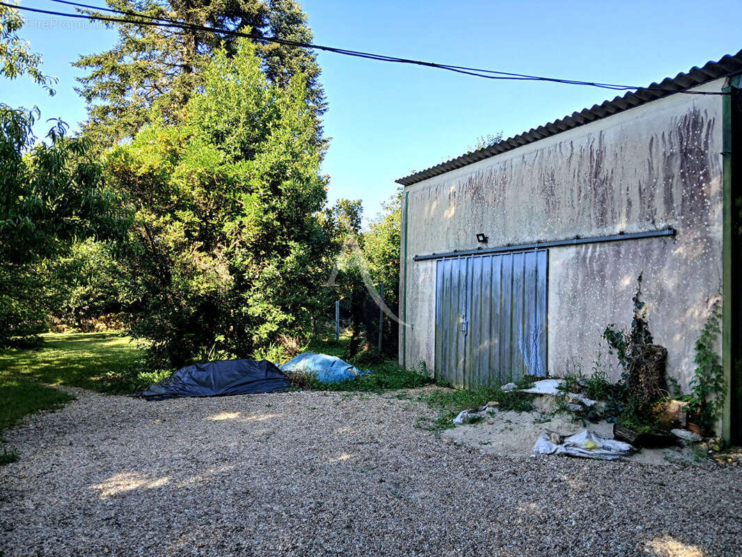 Maison à CHAMPAGNOLLES