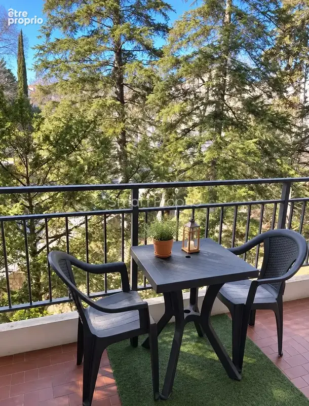 Gréoux-les-bains   studio meublé de 27 m2 avec balcon et parking, proche des thermes - photo 2