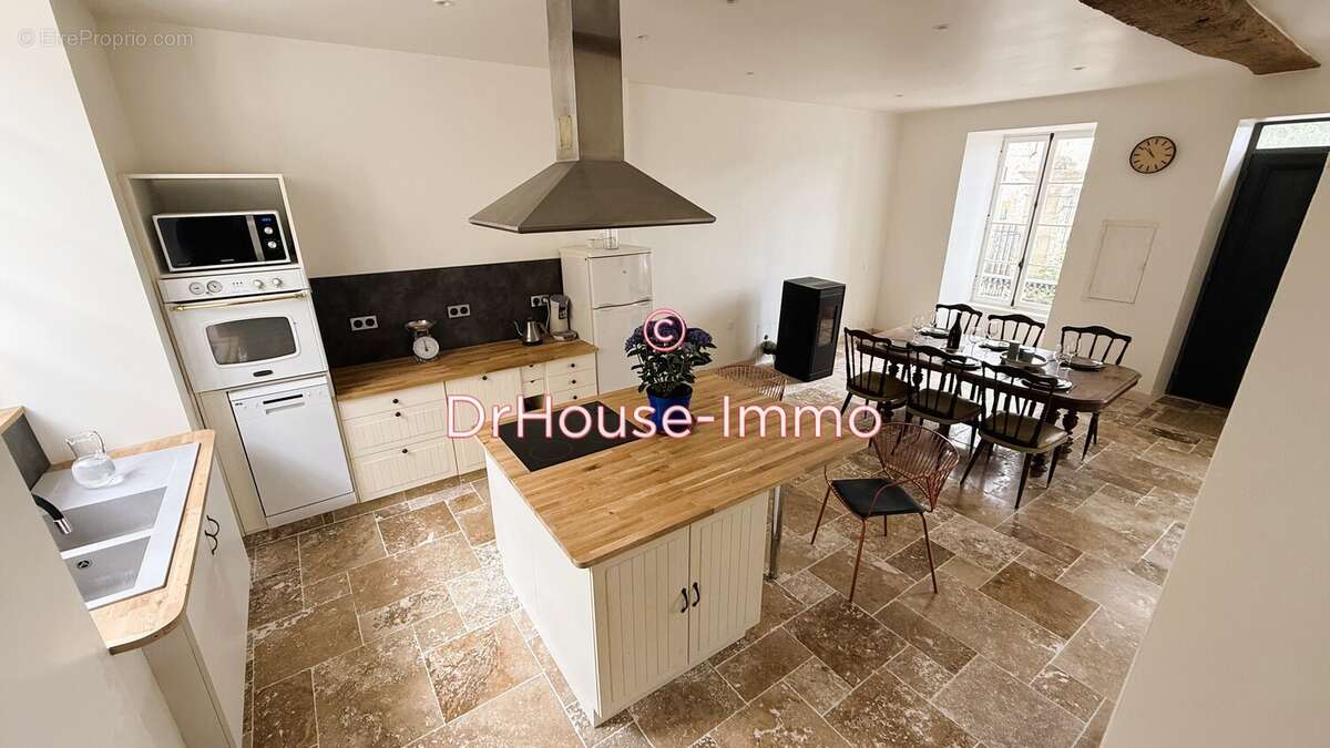 Maison à LA MOTHE-SAINT-HERAY