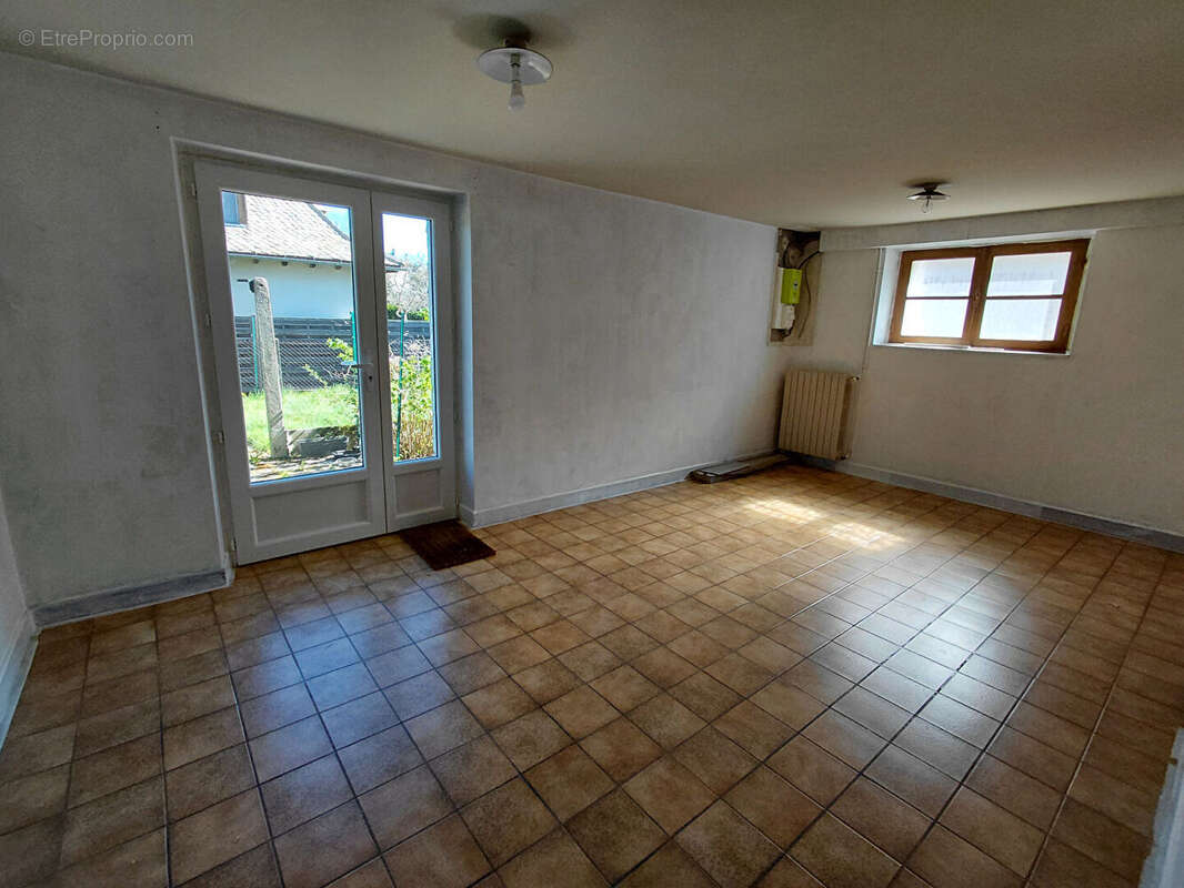 Maison Le Rouget Pers 8 pièce(s) 170 m2 - photo 2