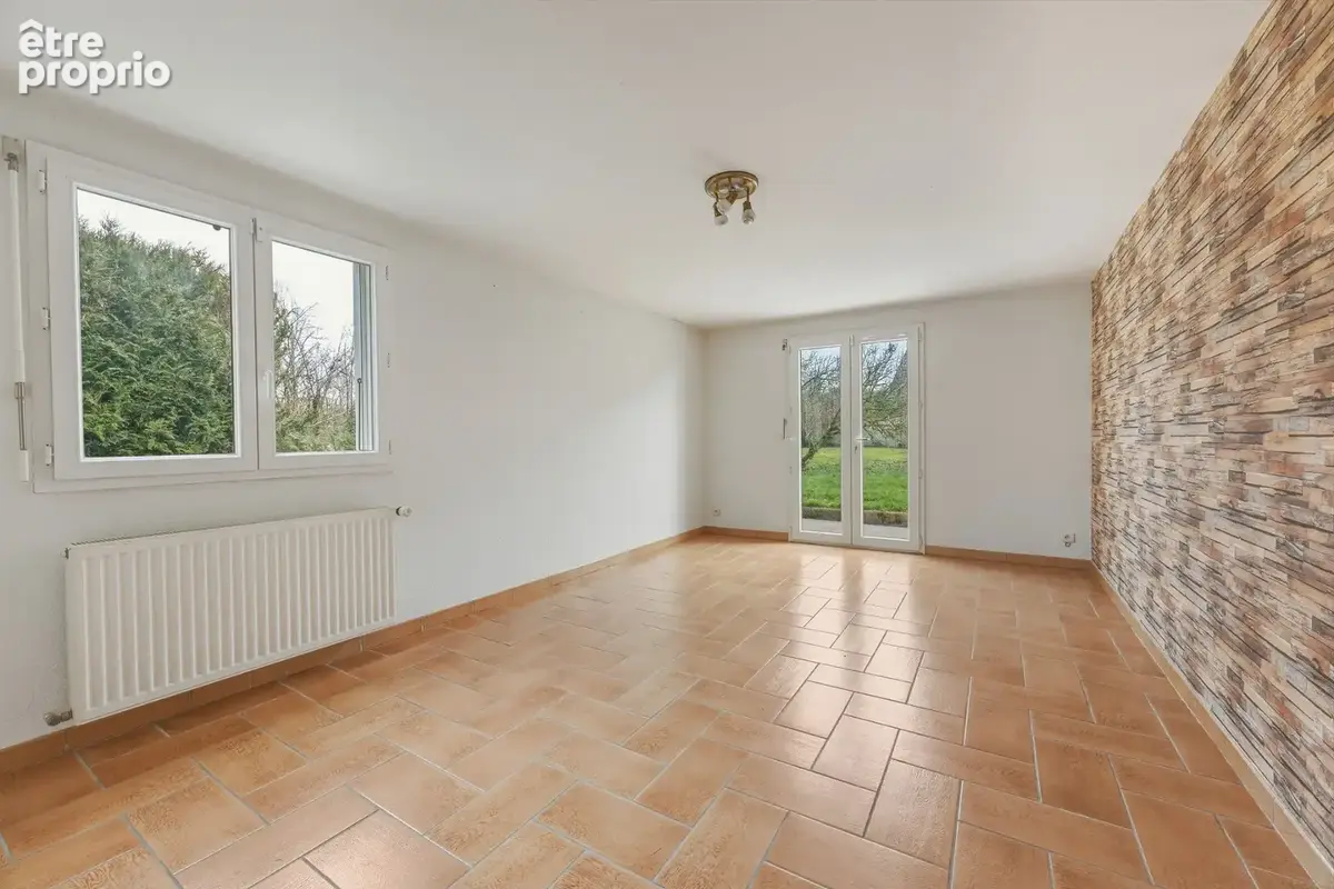 Maison à vendre 3 pièces CROZET (01) - photo 3