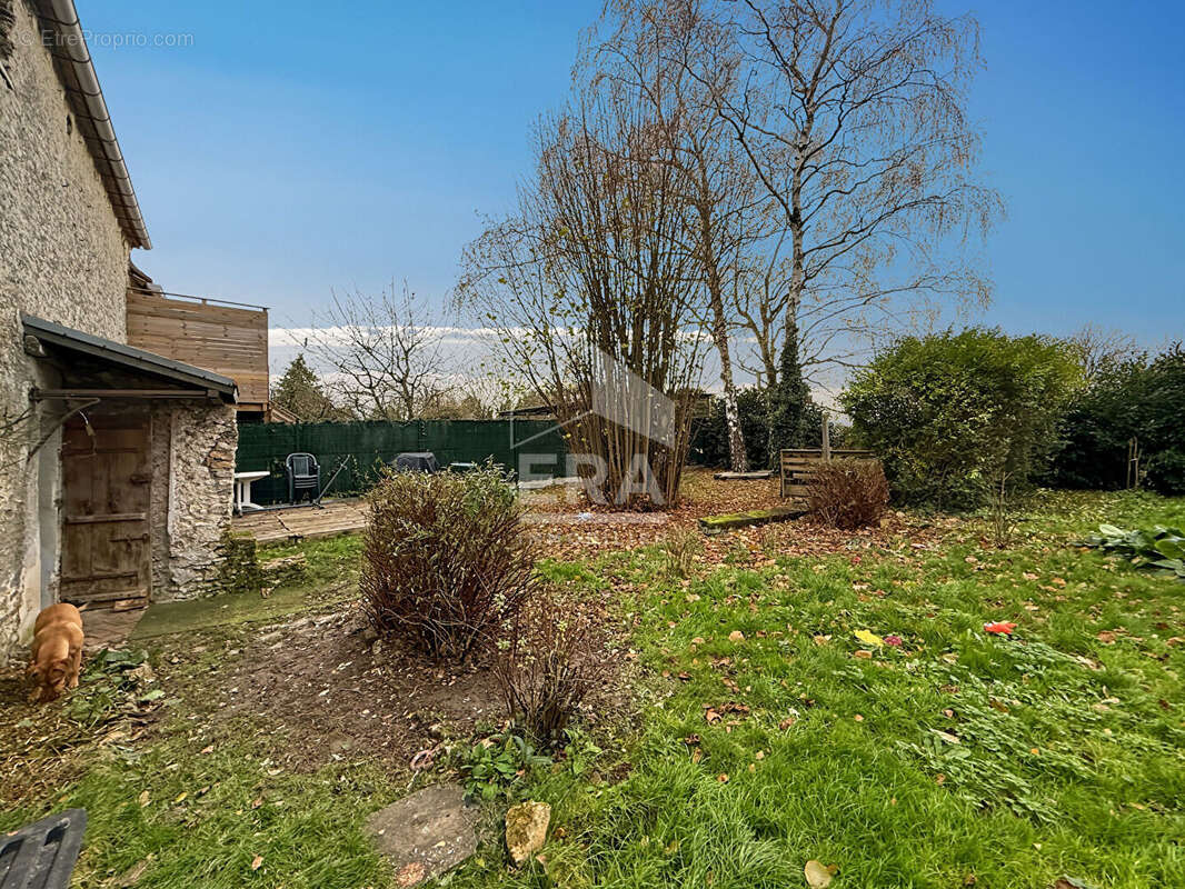 Maison à PARAY-DOUAVILLE