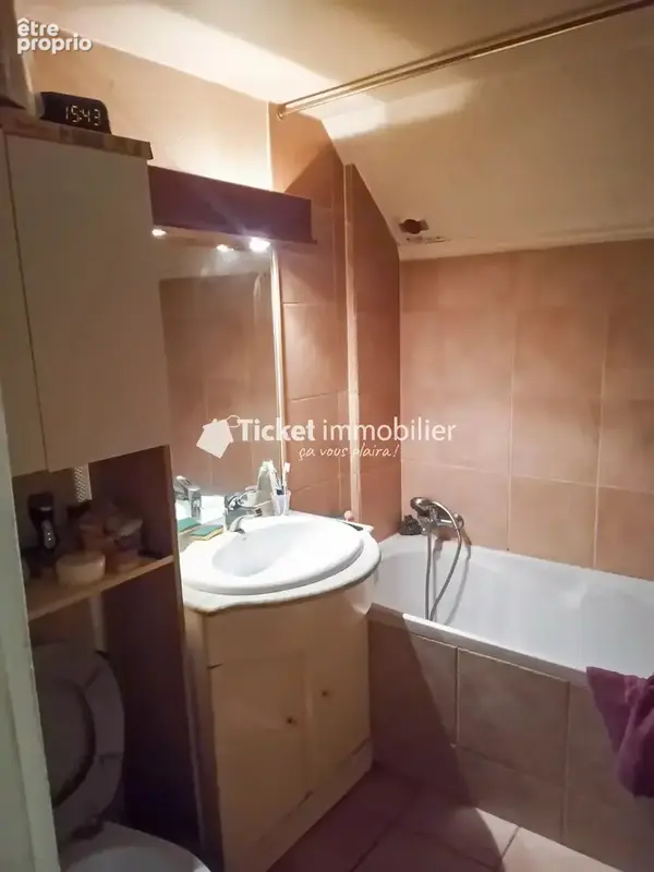 Appartement t2 30m2 pibrac centre, vendu loué, terrasse, petite copropriété au calme, à 200m de la gare etc ... - photo 7