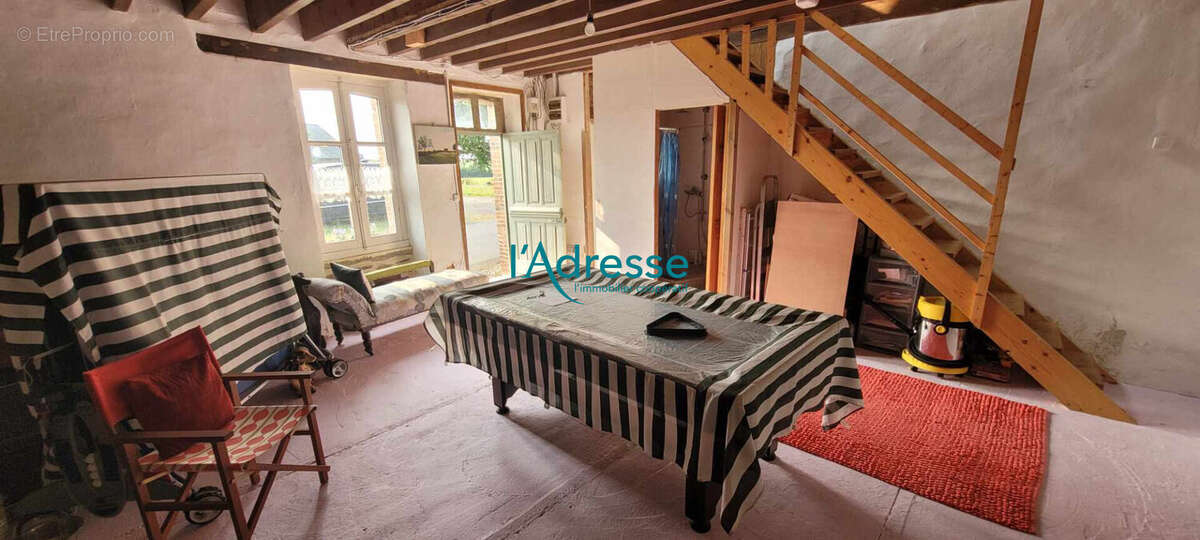 Maison à JUIGNE-DES-MOUTIERS