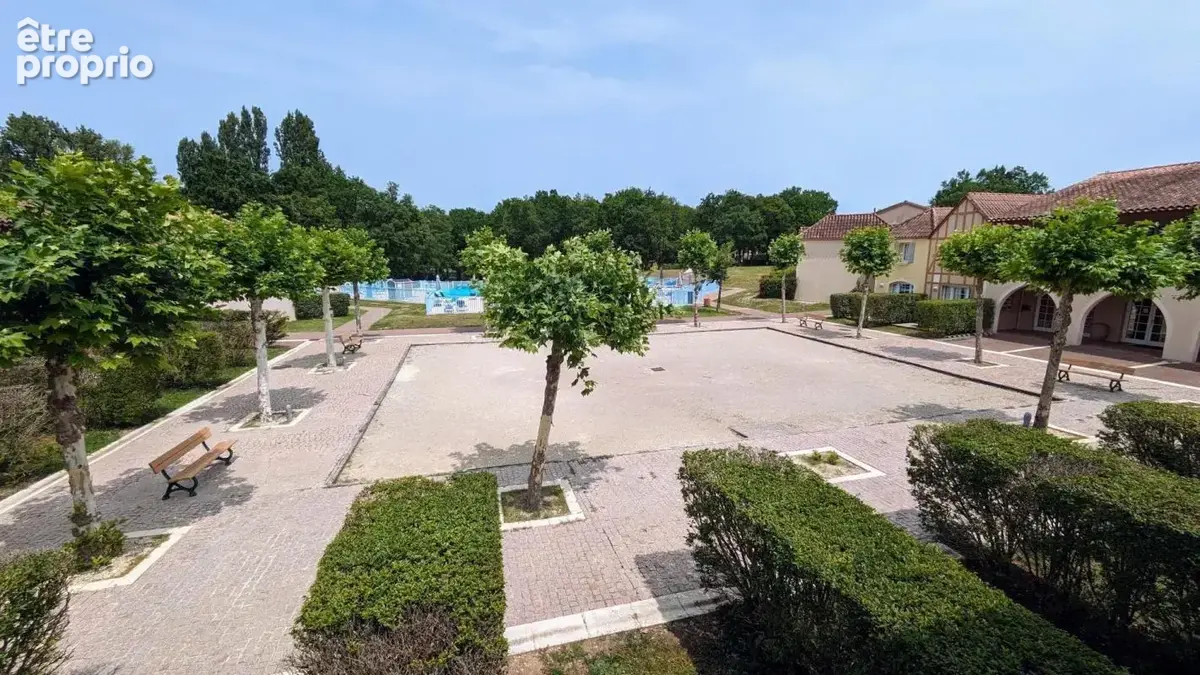T2 clé en main avec jardin privatif & piscine chauffée - photo 14