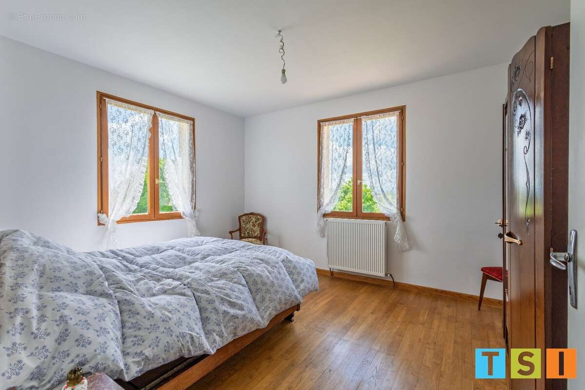 Maison à LE FOUSSERET