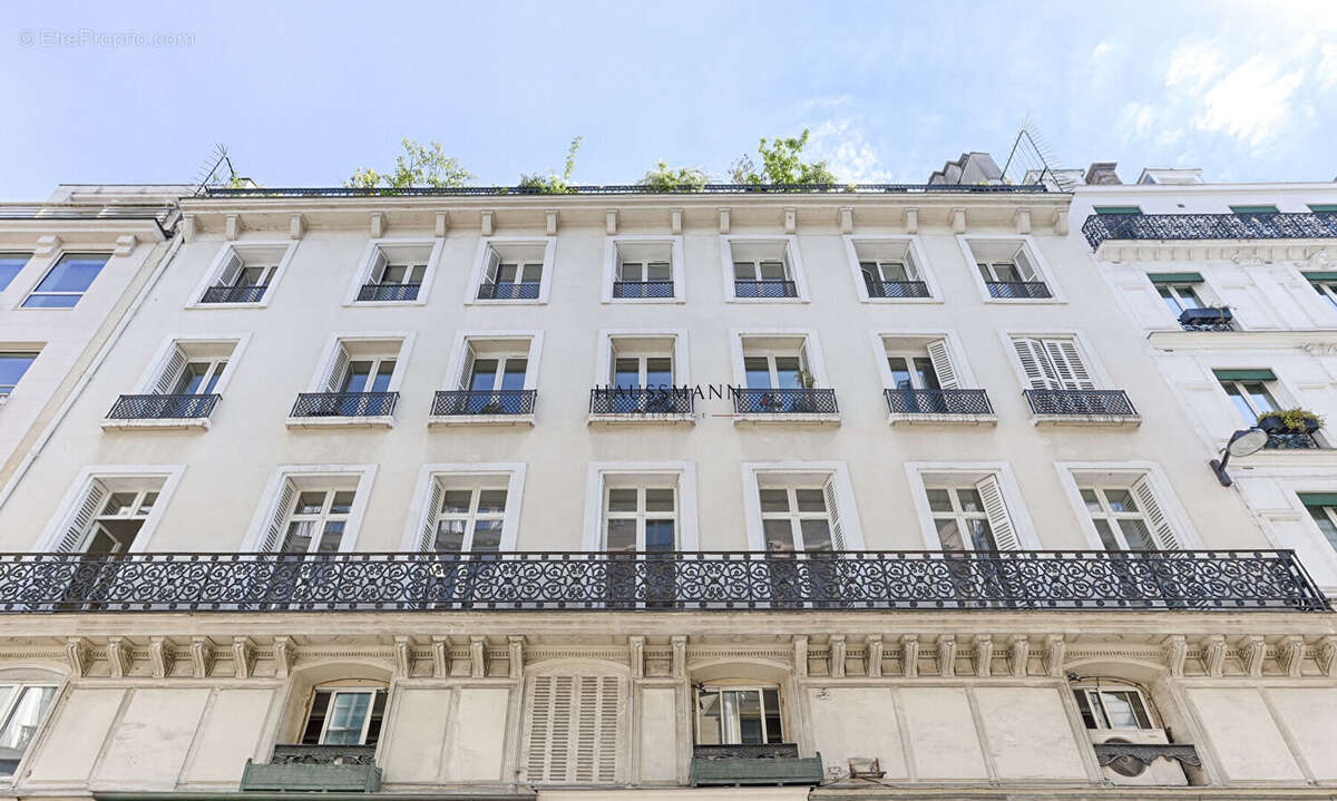 Appartement à PARIS-9E