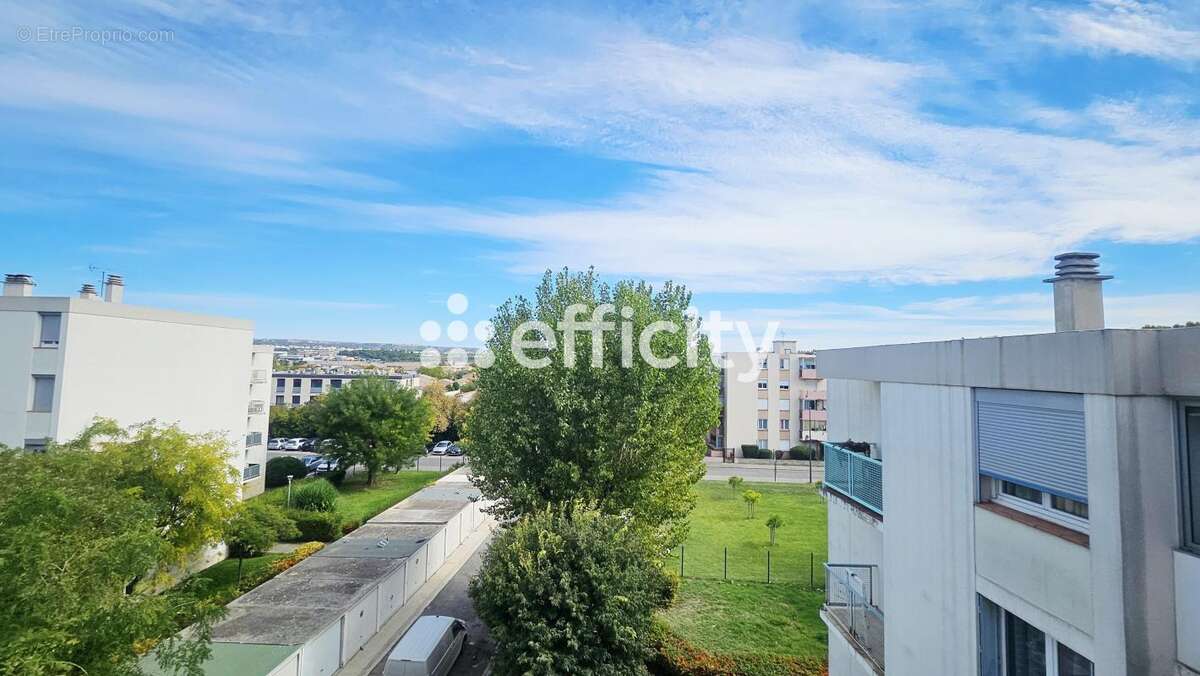 Appartement à MARIGNANE