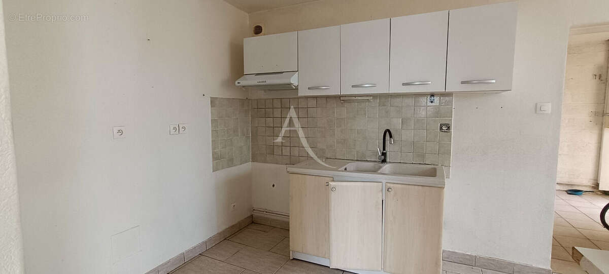 Maison à PORT-DES-BARQUES