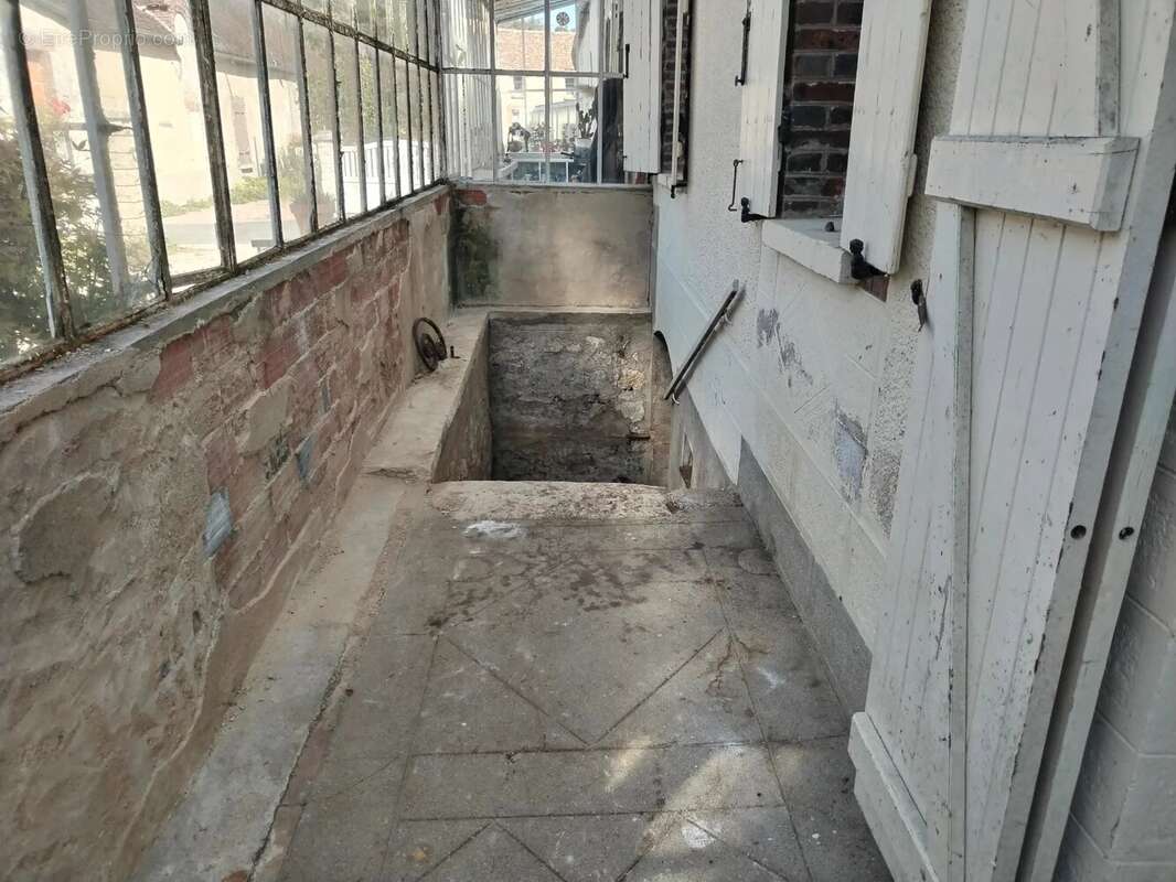 Maison à NANTEAU-SUR-LUNAIN