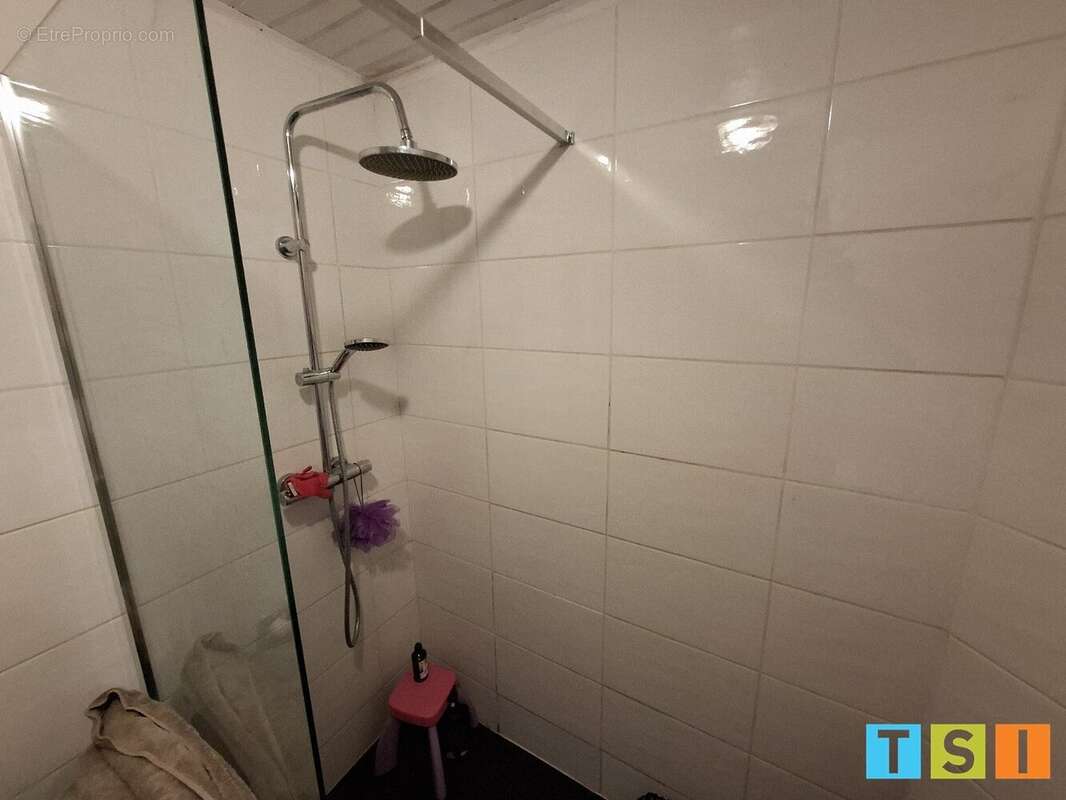 Maison à MONTREJEAU