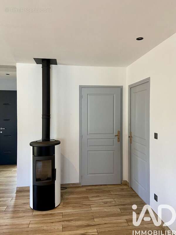 Maison 80 m² à Moreac  - photo 7