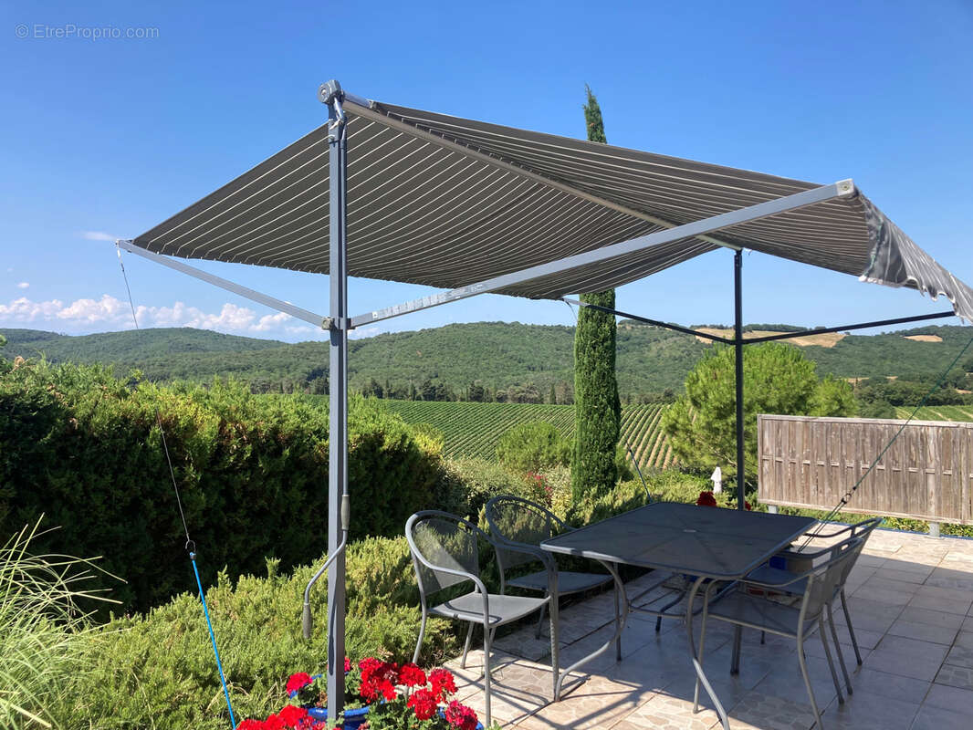 Axe Carcassonne/Limoux, villa de plain pieds 2 chambres, garage, atelier, et piscine - photo 2