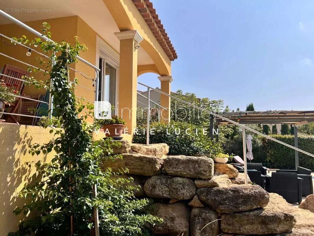 Maison à MAUSSANE-LES-ALPILLES