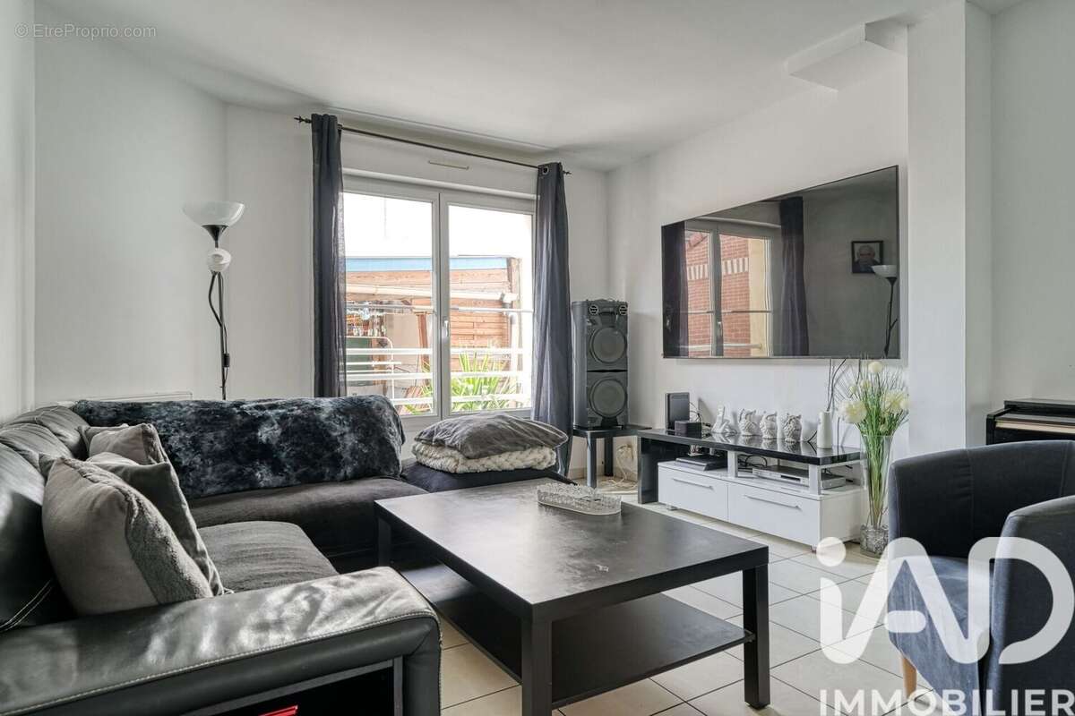 Photo 5 - Maison à GENNEVILLIERS