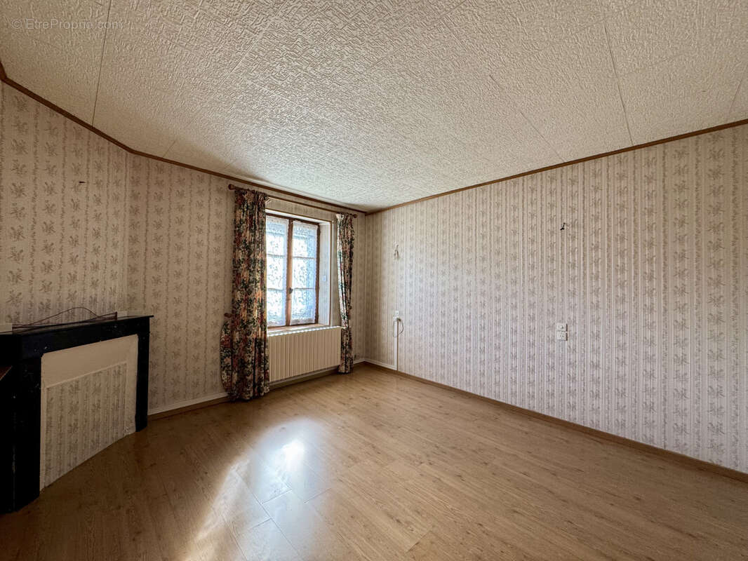 Maison à COULOMMIERS