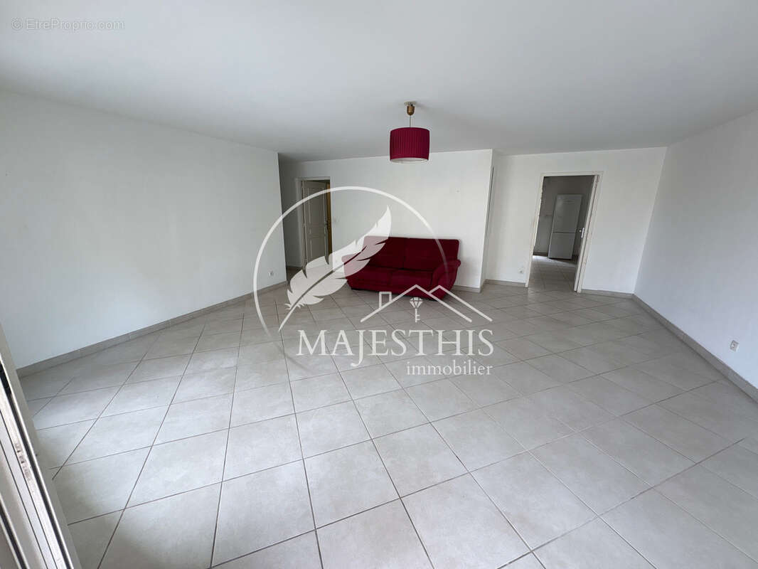 Appartement à HYERES