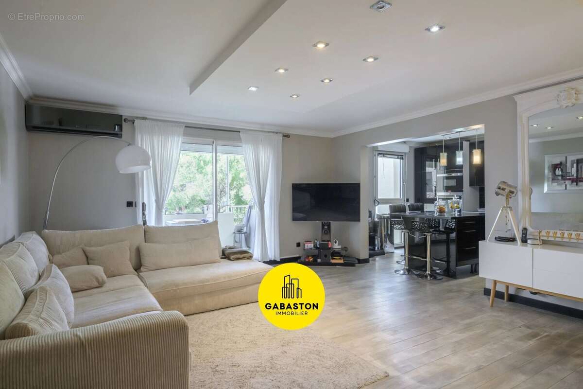 Appartement 101 m² à Marseille-8e  - photo 3