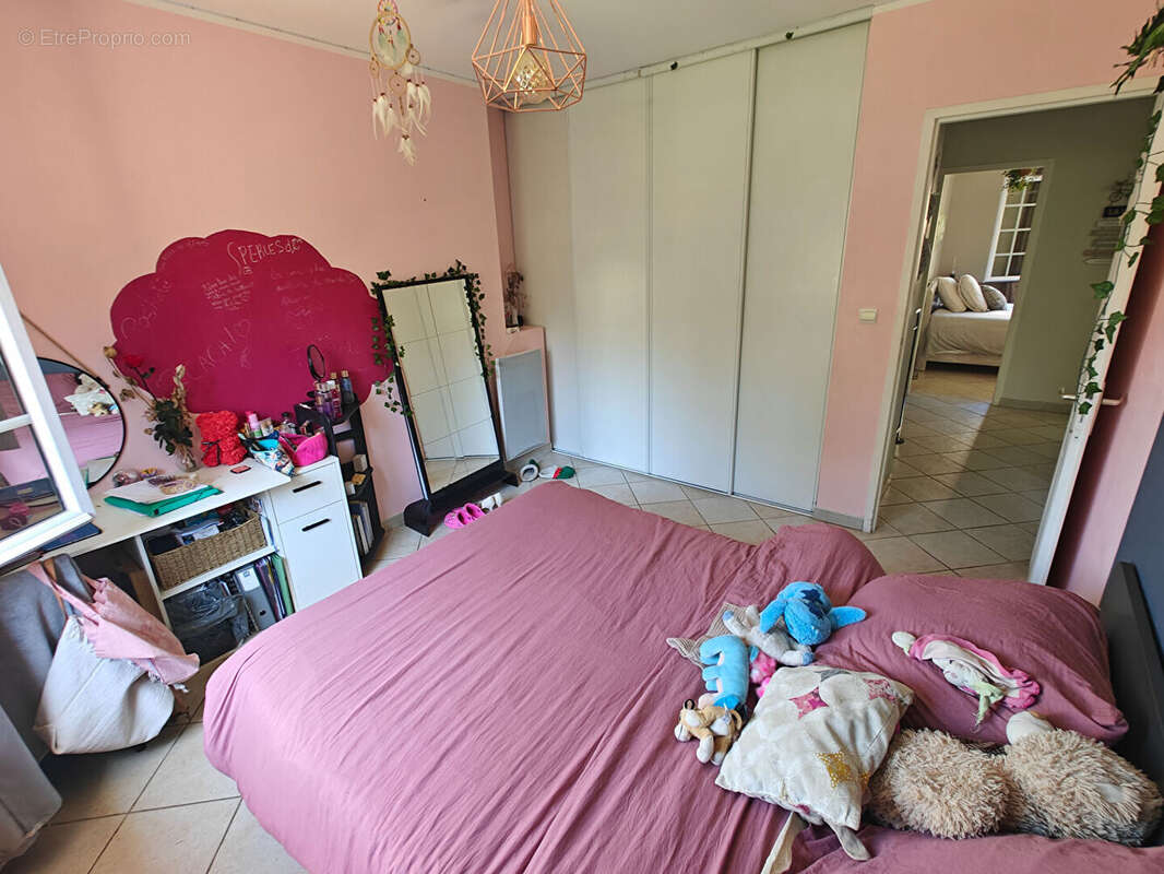 Maison à LA VALETTE-DU-VAR