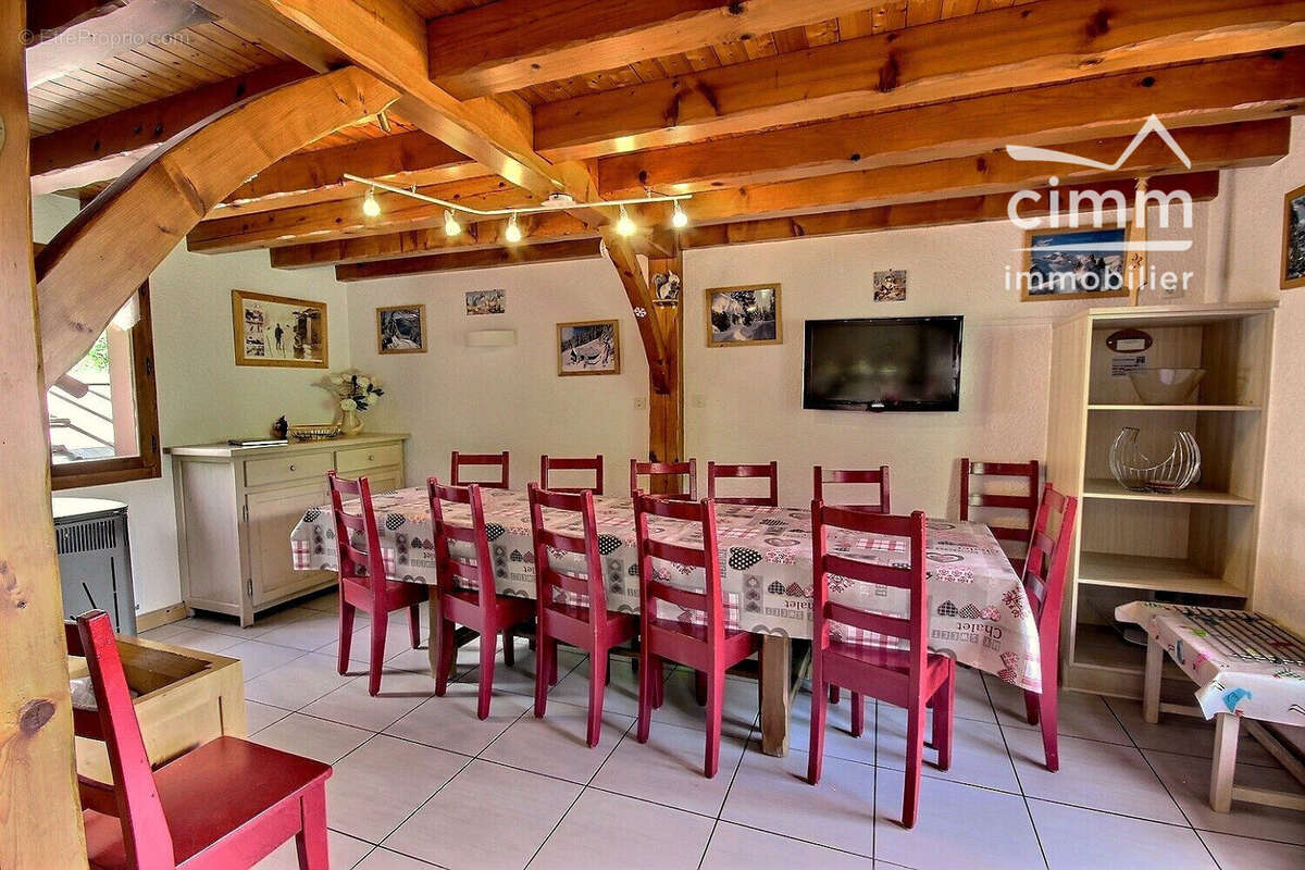 Maison à ARACHES-LA-FRASSE