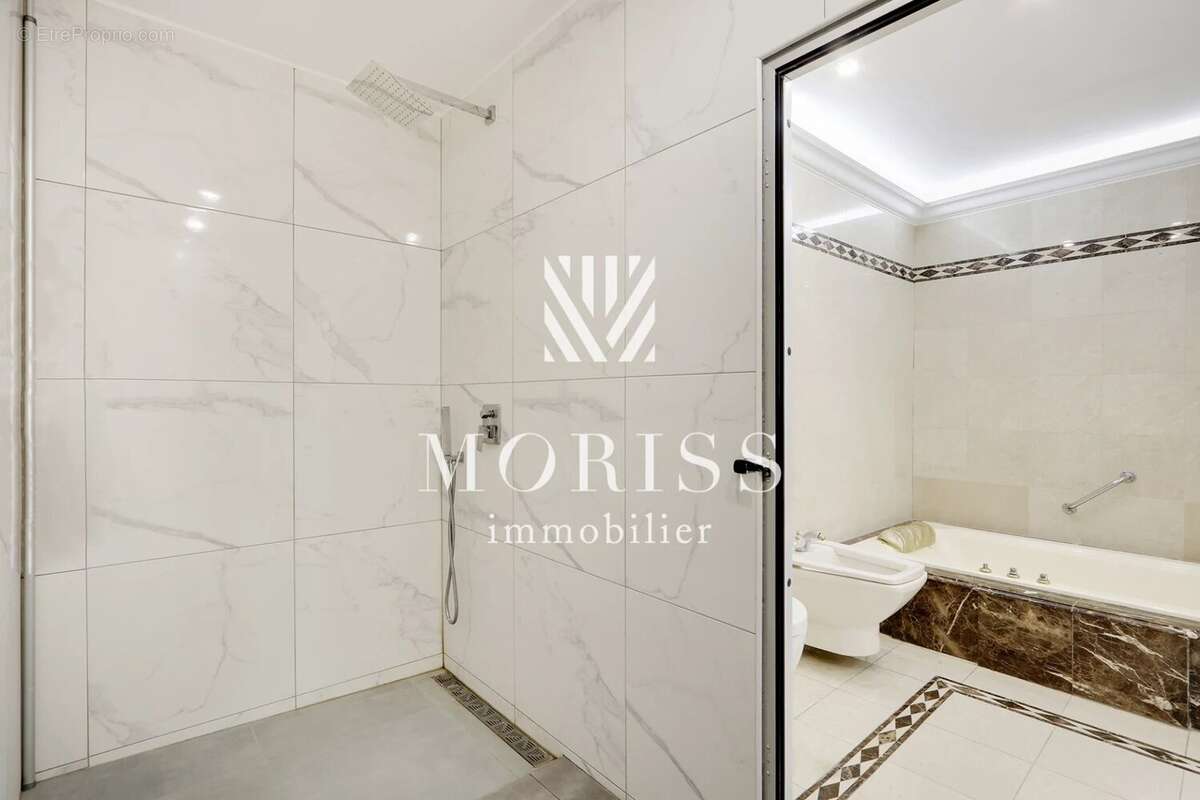 Appartement à PARIS-9E