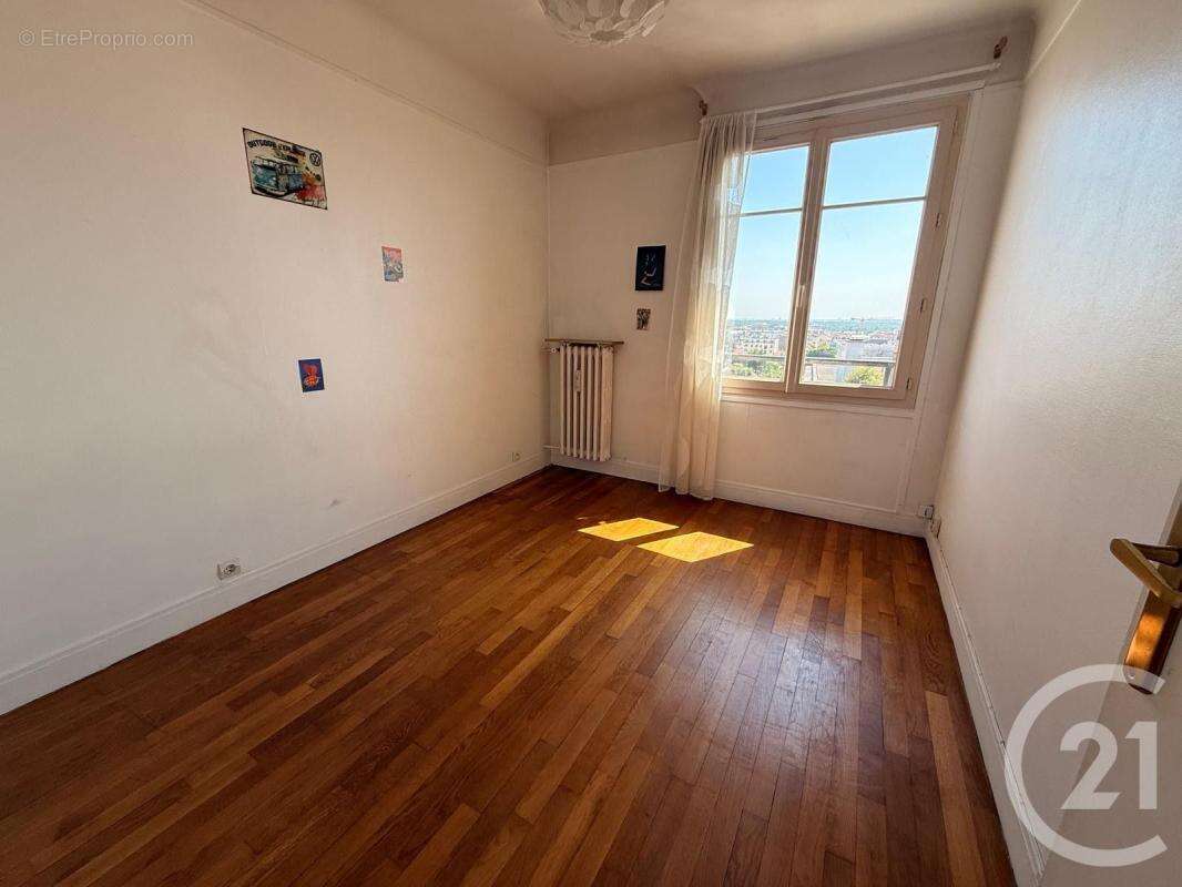 Appartement à FONTENAY-SOUS-BOIS