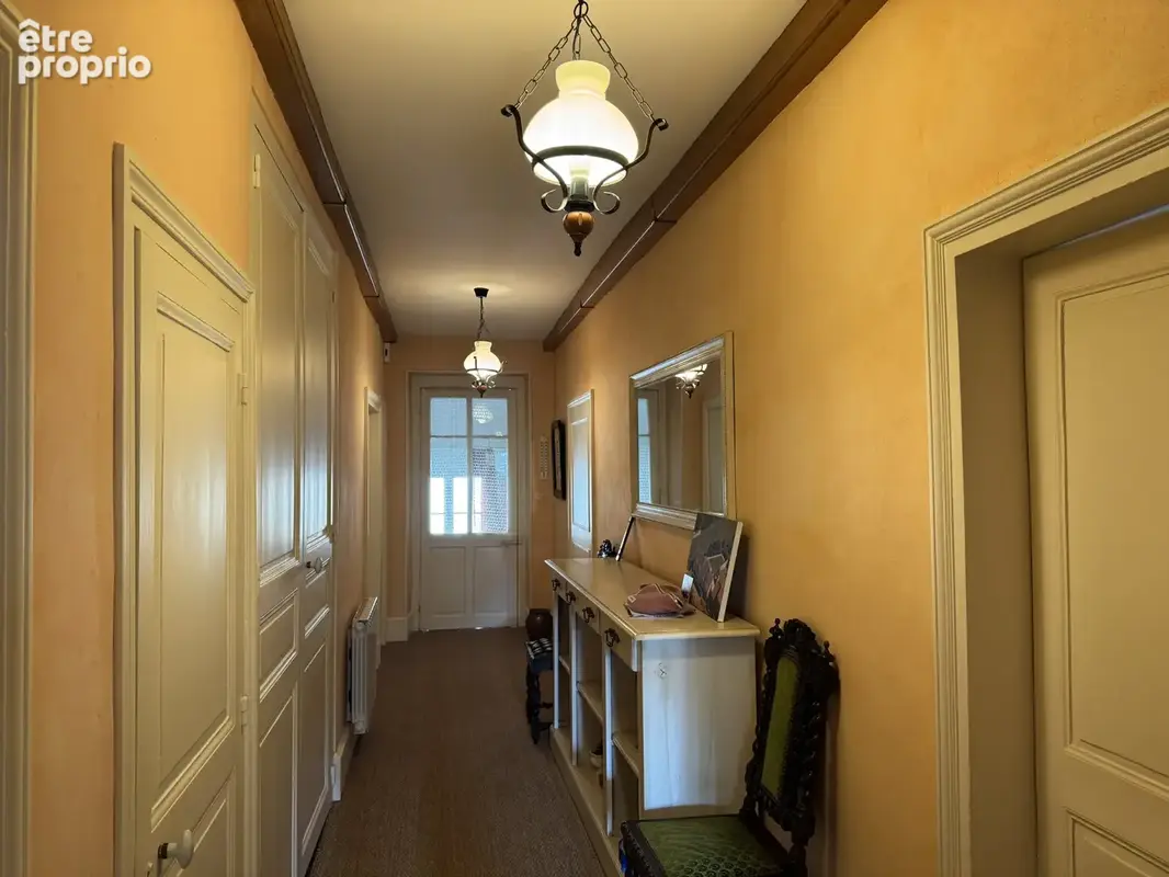 Magnifique appartement de 243 m2 a corbigny - photo 4