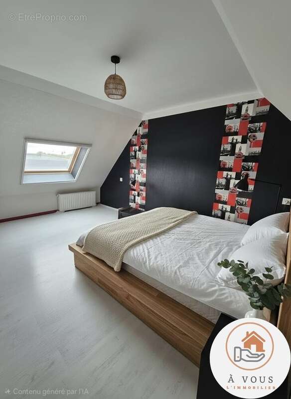 Chambre 2 - Maison à MONTIVILLIERS