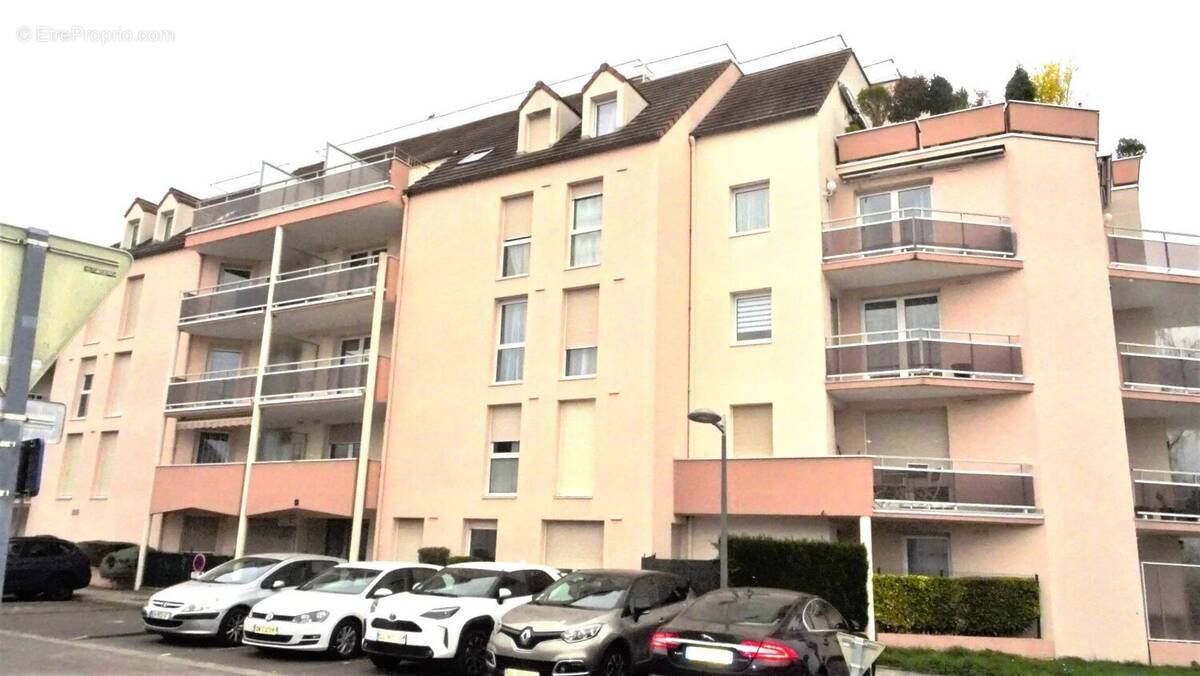 Appartement à CHEVIGNY-SAINT-SAUVEUR