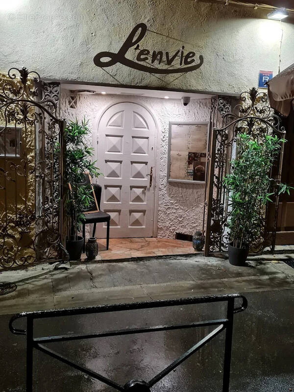 Commerce à AIX-EN-PROVENCE