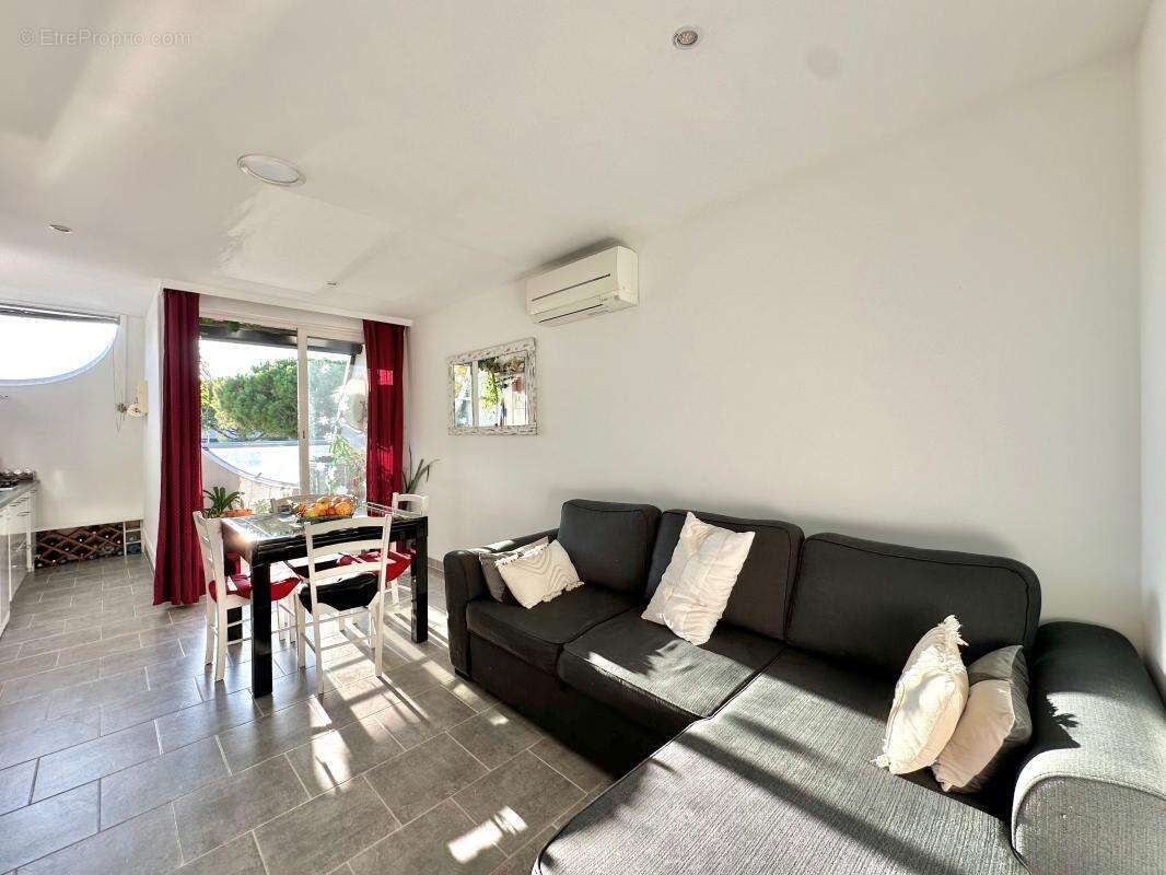 Appartement à LA GRANDE-MOTTE