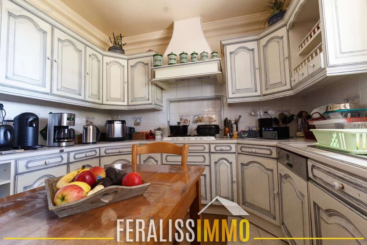 Maison à VAUX-SUR-SEINE