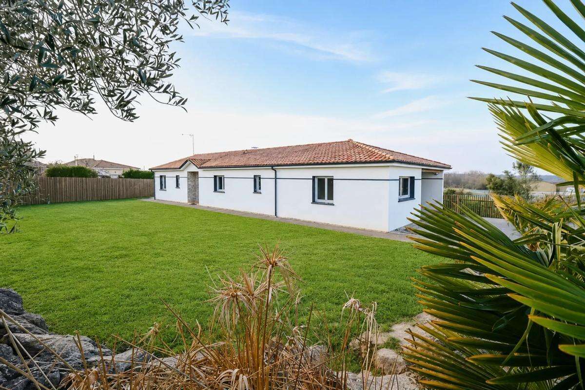 Maison contemporaine 6 pièces avec piscine - photo 13