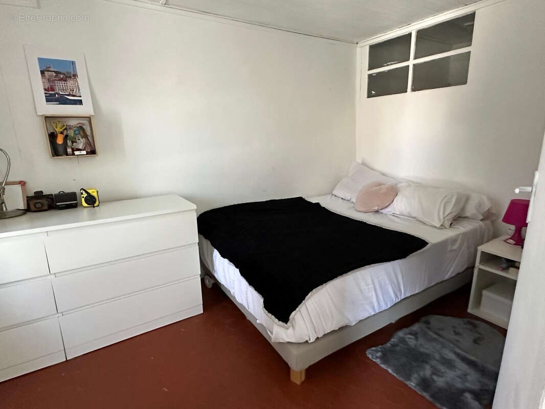 Appartement à MARSEILLE-2E