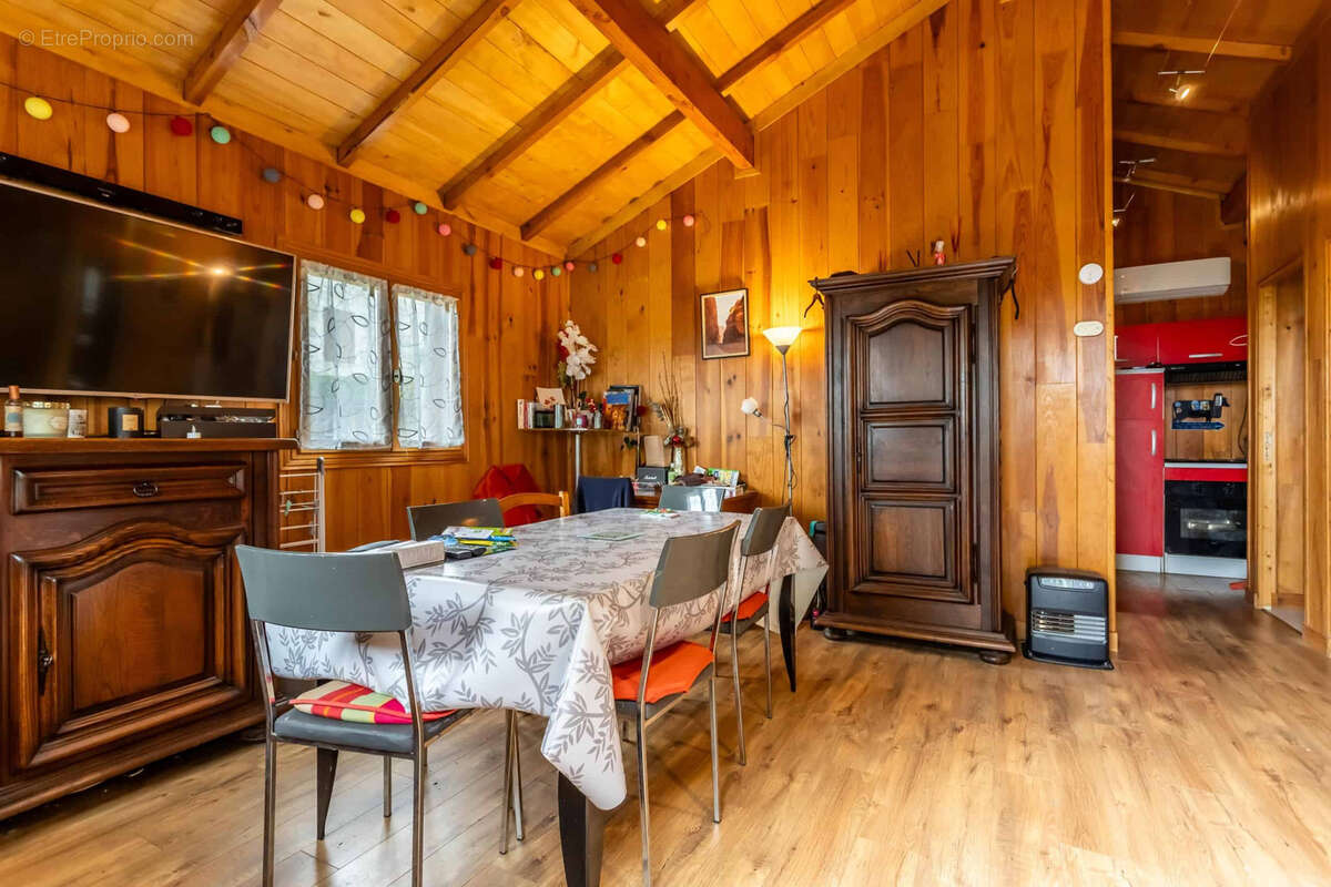 Country property to renovate - photo 13