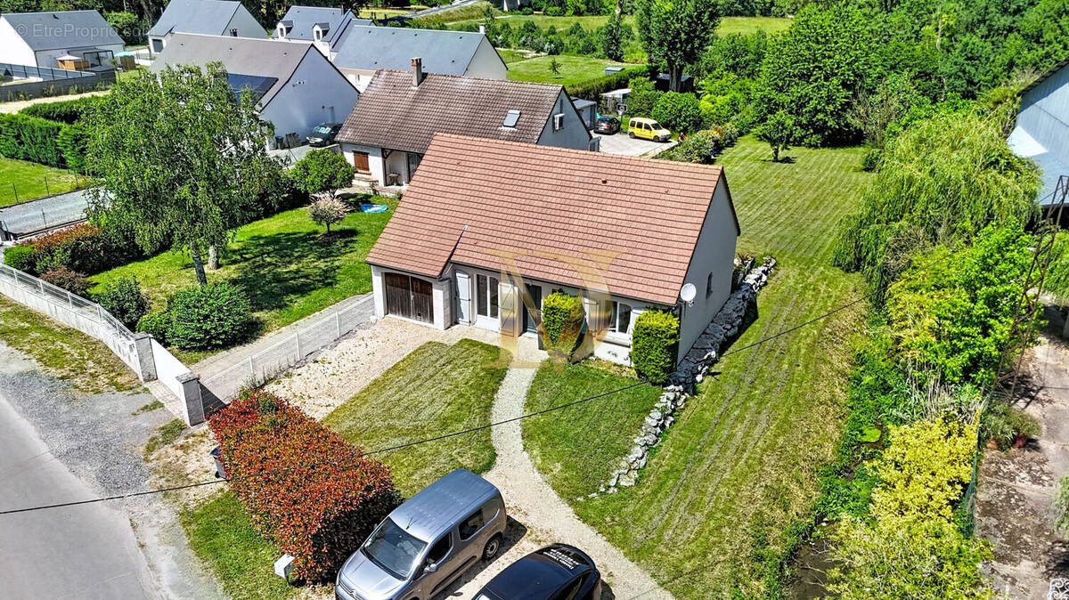 Maison à CIVRAY-DE-TOURAINE