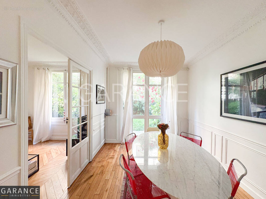 Appartement à PARIS-12E
