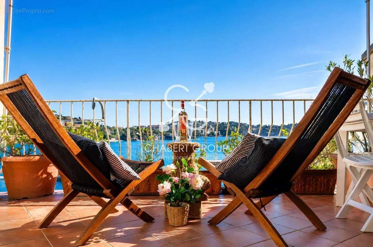 Appartement à VILLEFRANCHE-SUR-MER